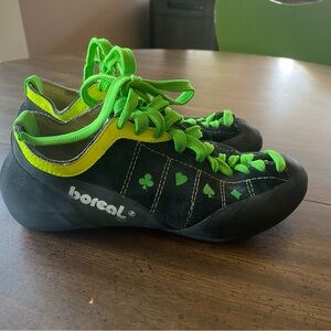 Boreal lucky charm rock climbing shoes